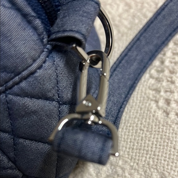 Vera Bradley Blue Quilted Crossbody Bag - Picture 4 of 6